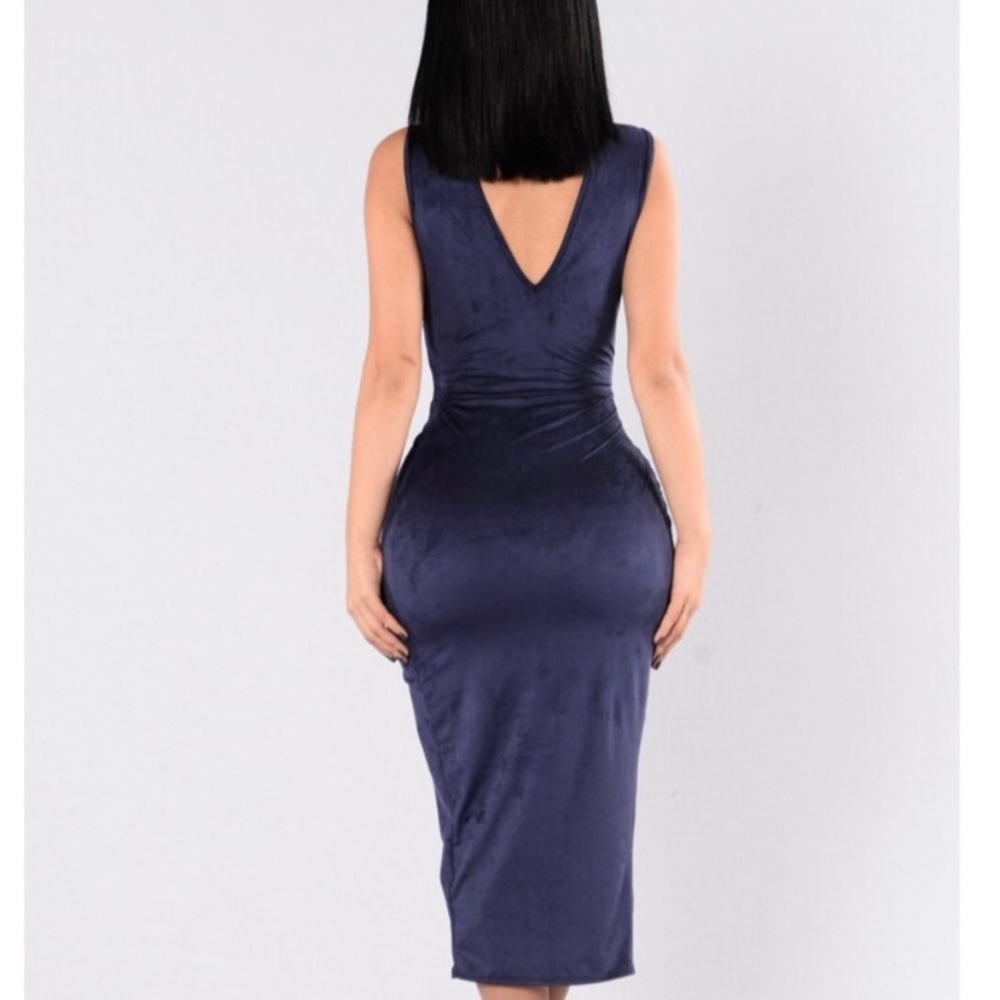 Dress - Picture 2 of 3